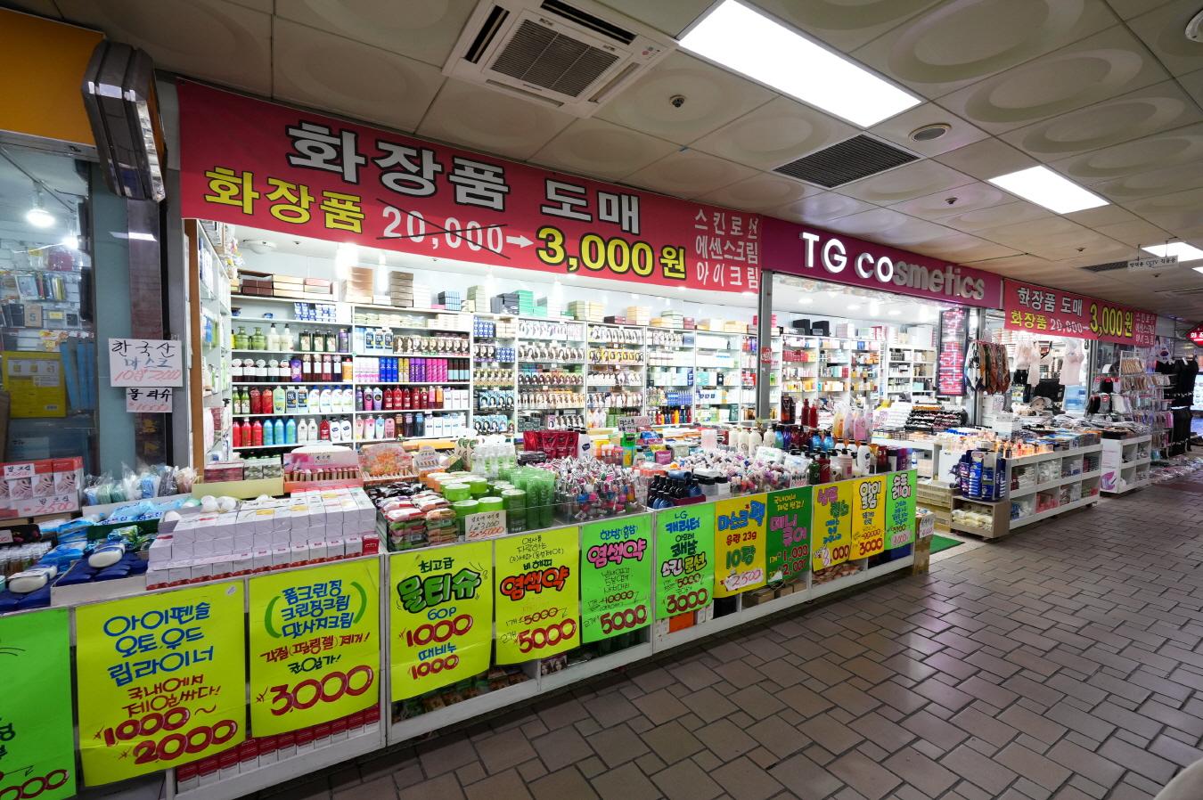 베이직하우스동대문점 외부전경