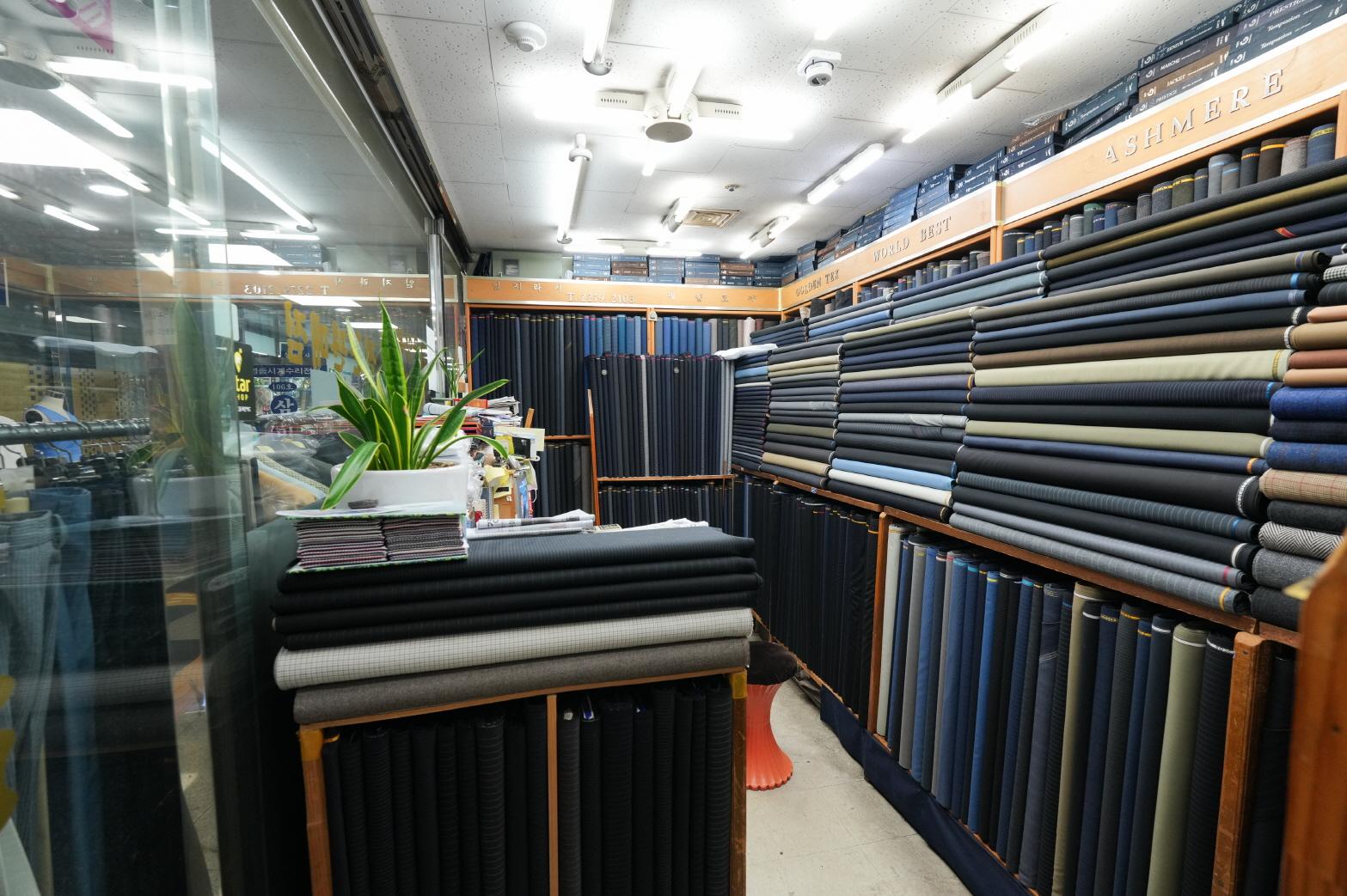 일지라사 내부1