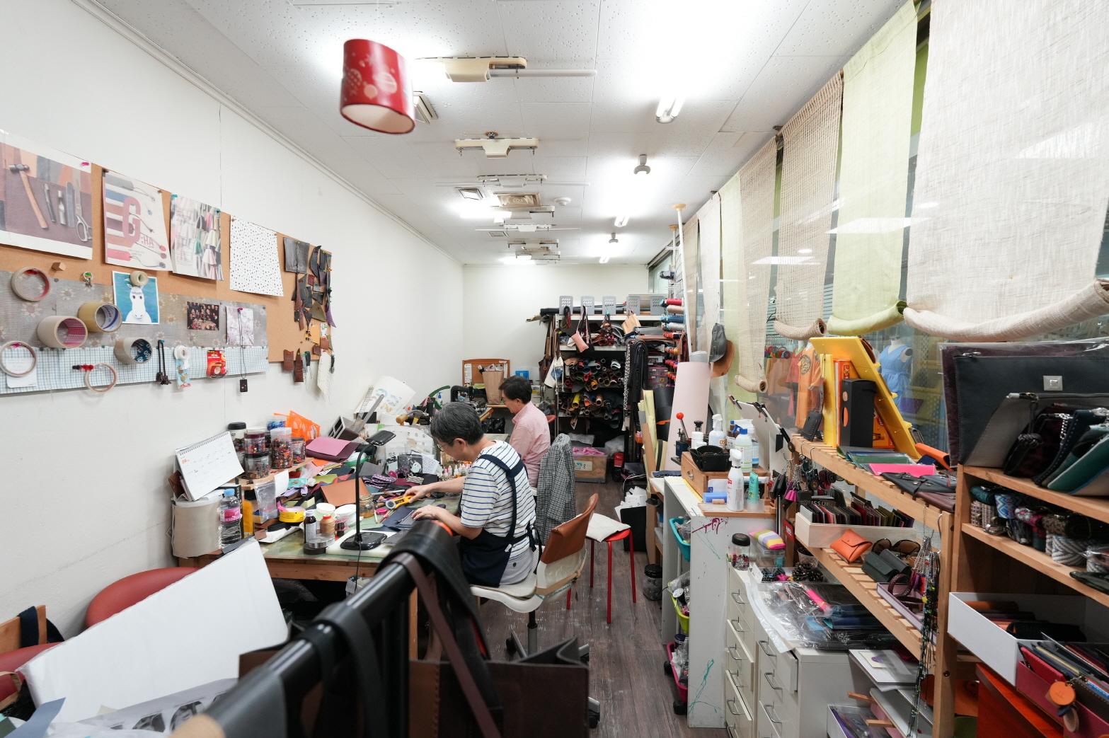 가죽공방 내부1