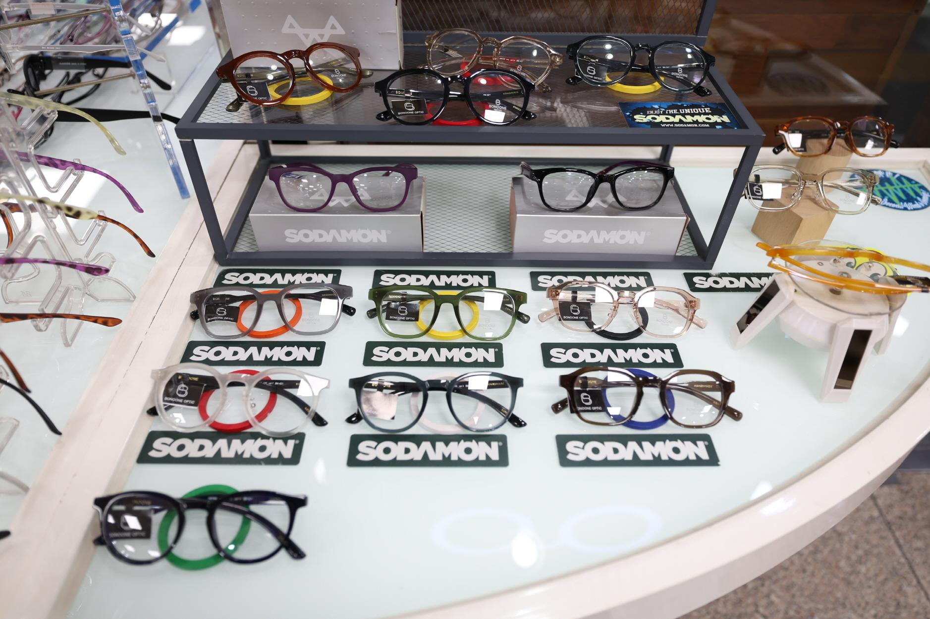 나래안경 상품2