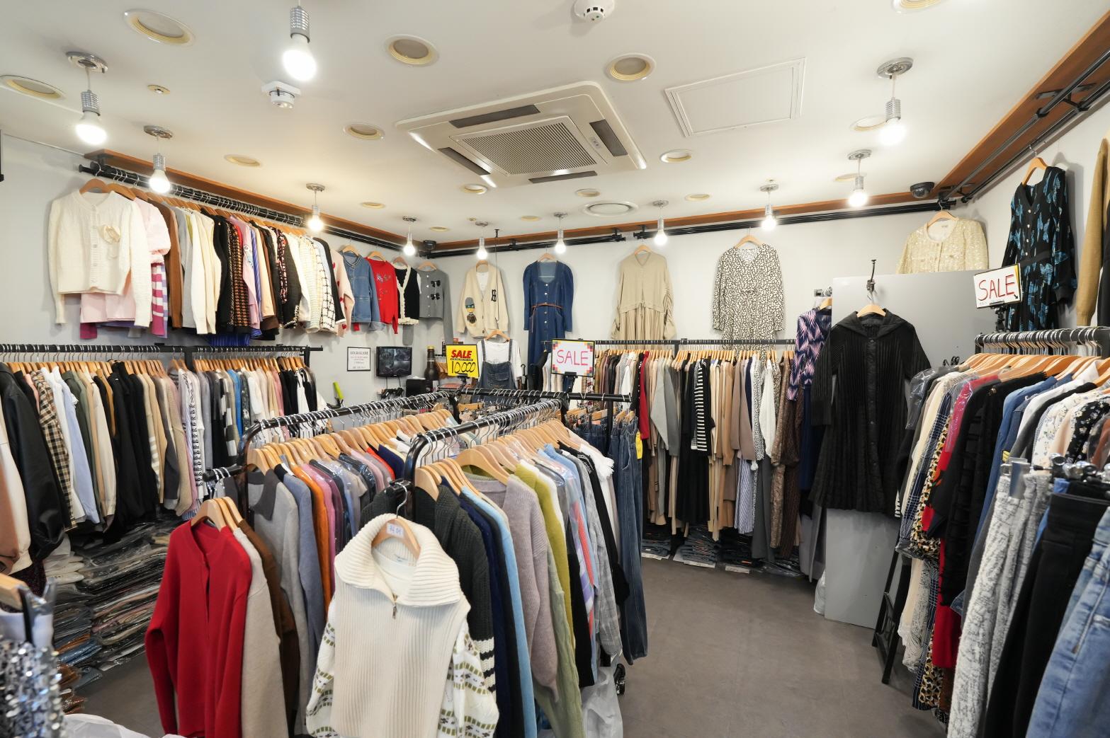 캐쥬얼타운 내부1