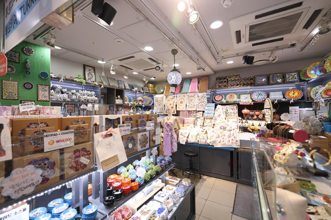 투르크와즈 내부1