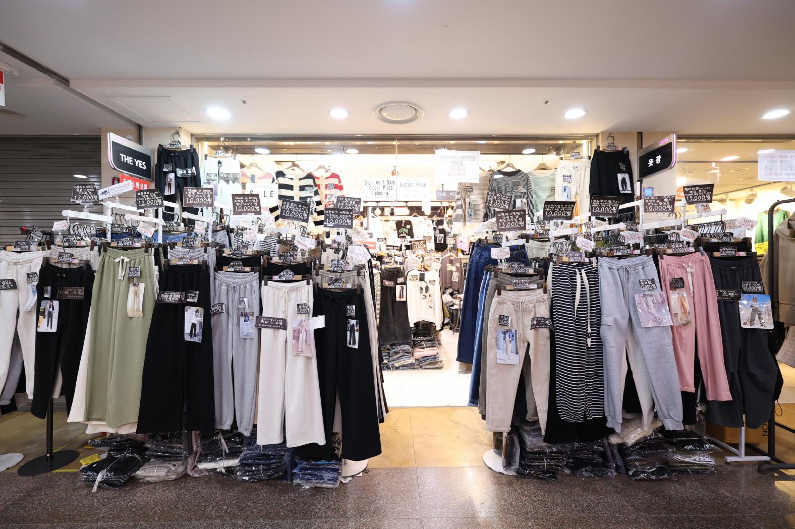 더예스 외부전경