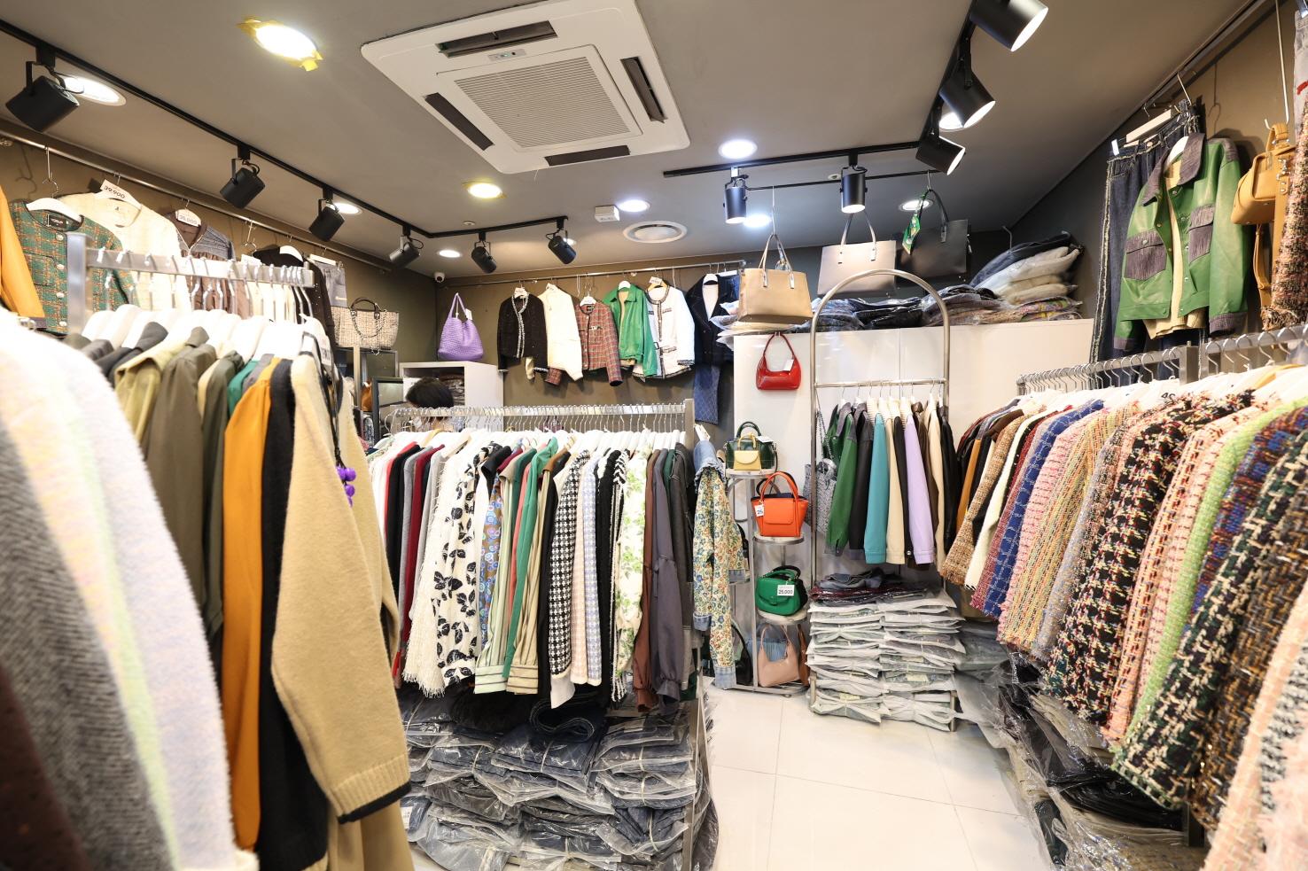 다이에나 (DIANA) 내부1