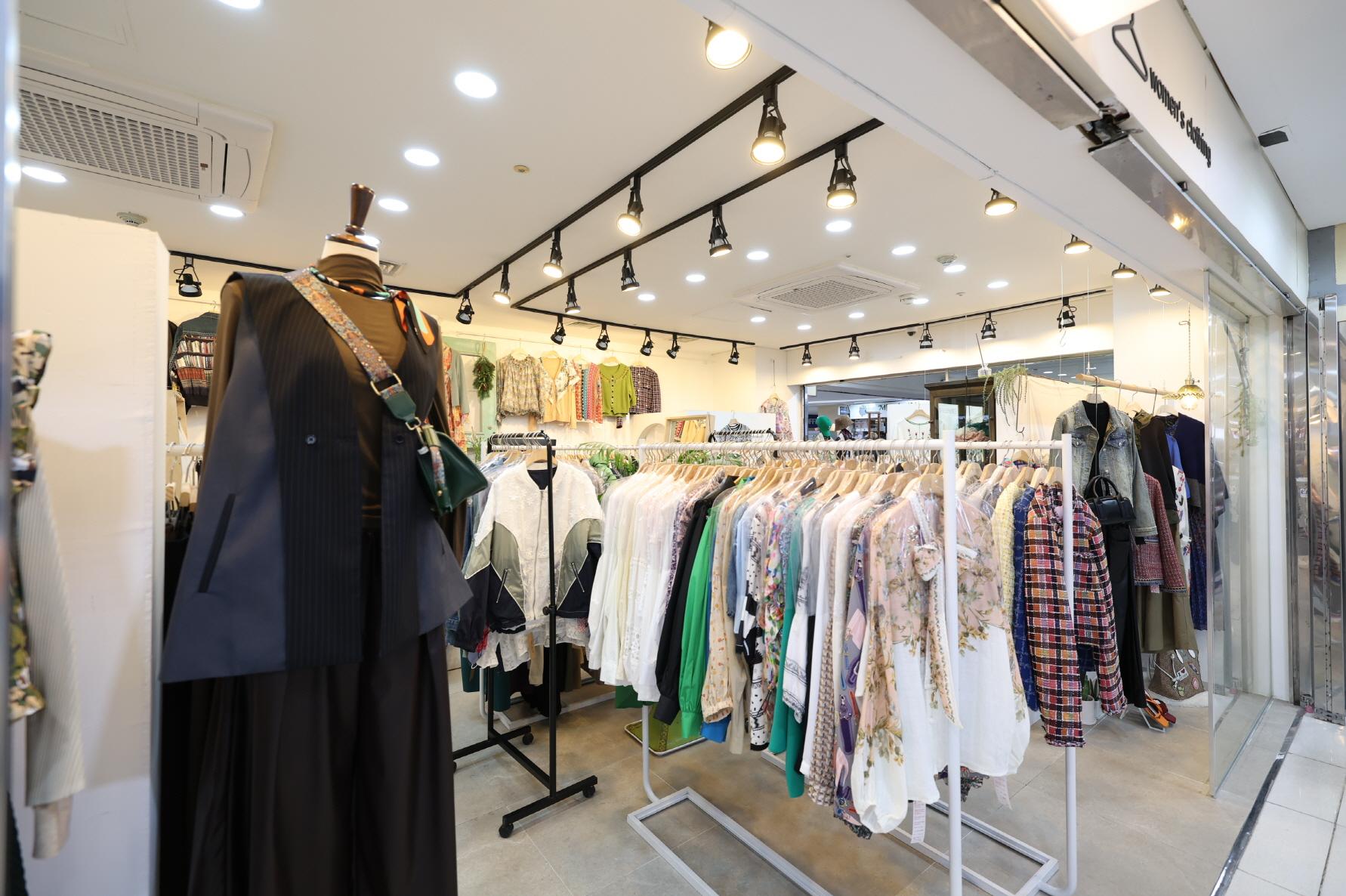 에타체스트 내부1