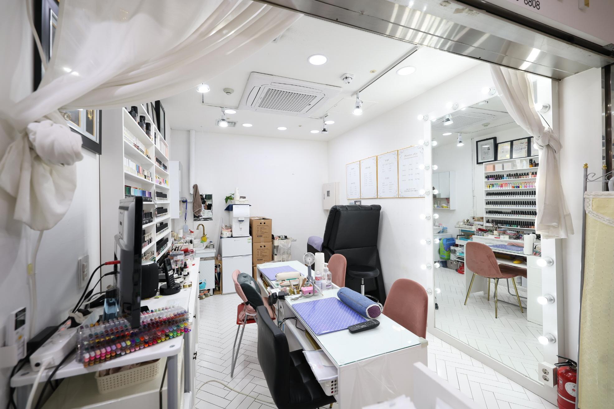 ENA BEAUTY (에나뷰티) 내부1